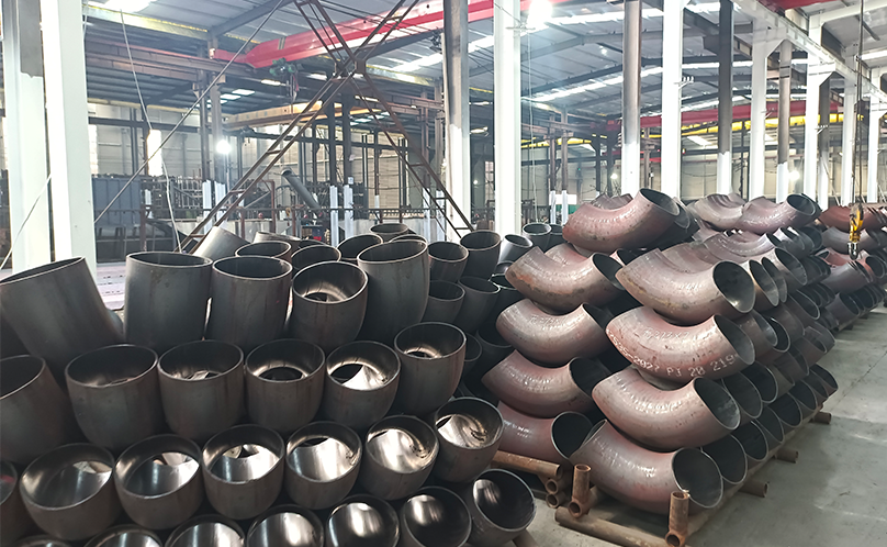 Каковы распространенные фитинги для труб и водопроводов?