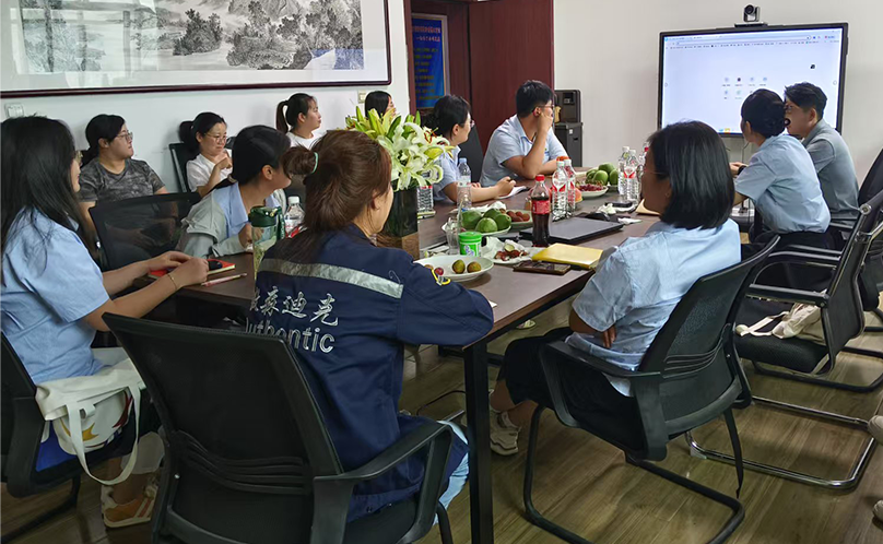 Фокус на качестве · Профессиональное обслуживание · Постоянные инновации