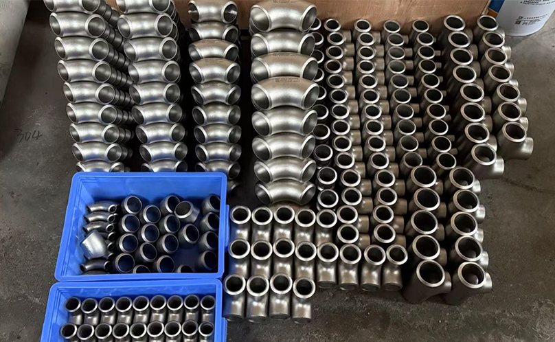 На что следует обратить внимание при покупке отводов из нержавеющей стали