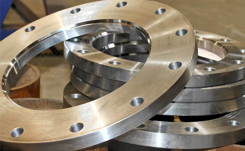 Несколько типов фланцев